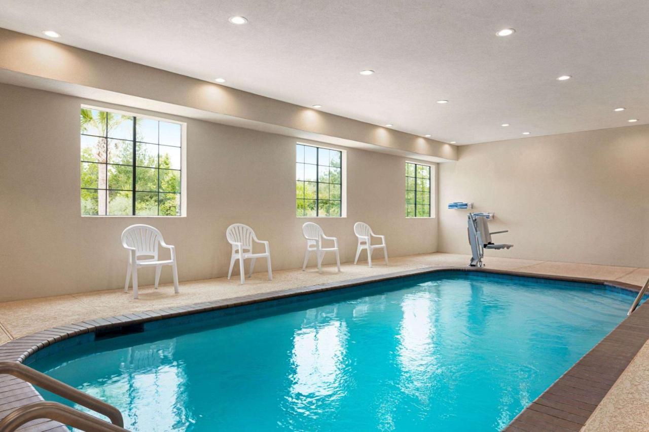Days Inn & Suites By Wyndham Greater Tomball Luaran gambar