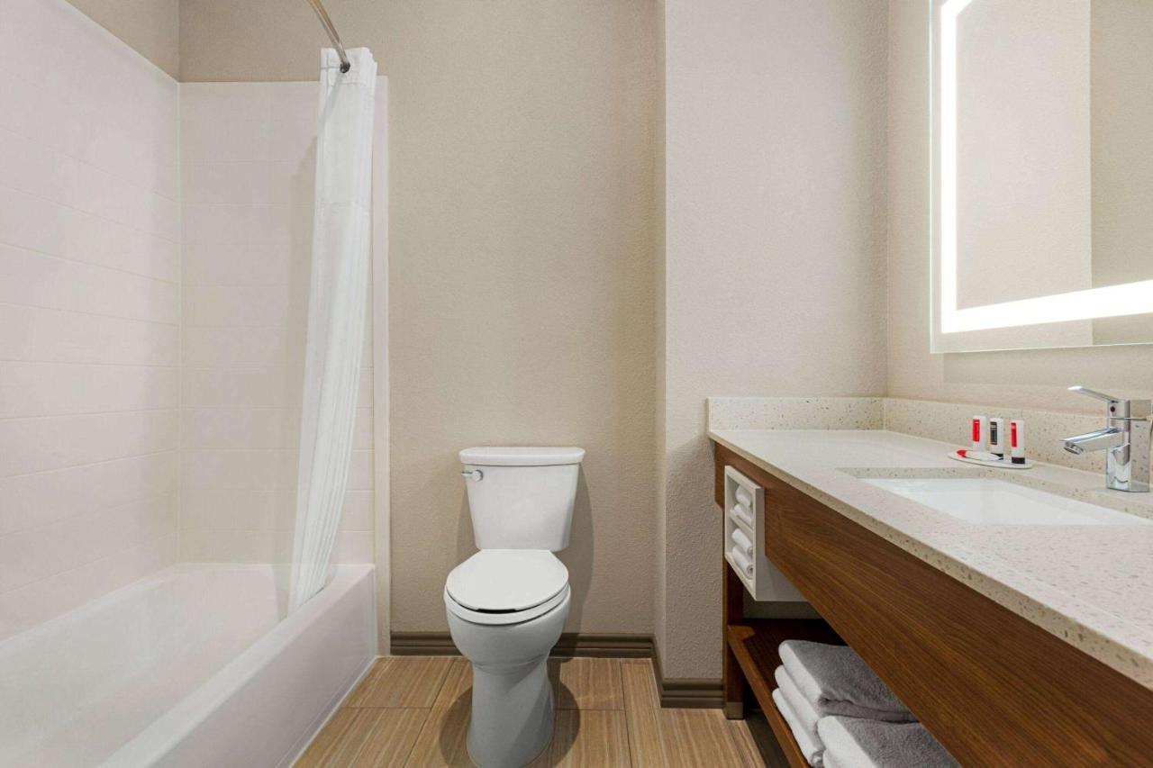 Days Inn & Suites By Wyndham Greater Tomball Luaran gambar